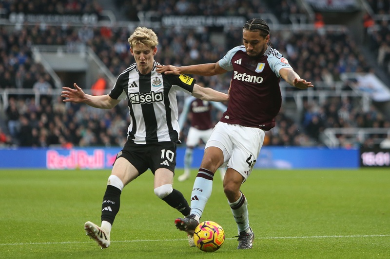 Soi kèo bóng đá Aston Villa vs Newcastle